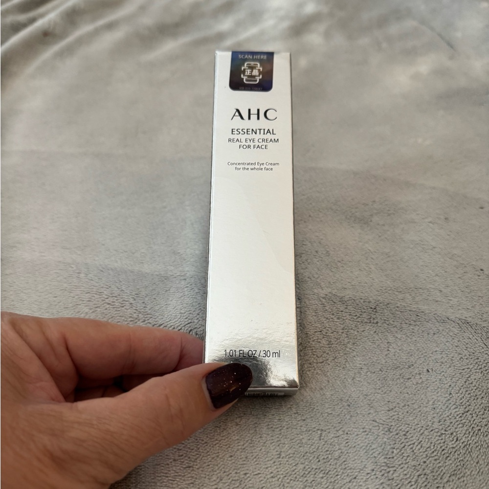 AHC Essential Real Eye Cream for Face
